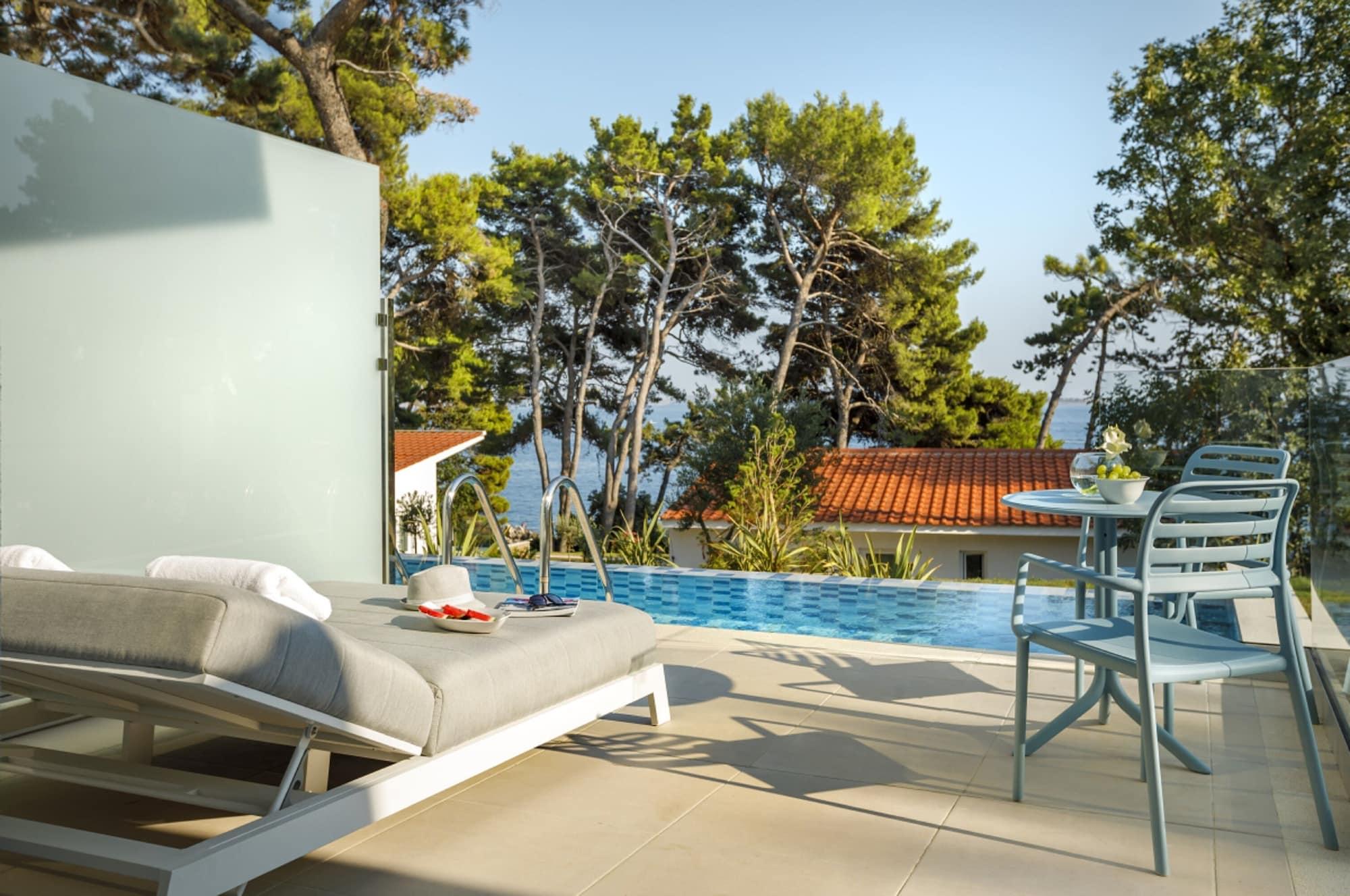 Valamar Carolina Hotel & Villas Kampor Exterior photo