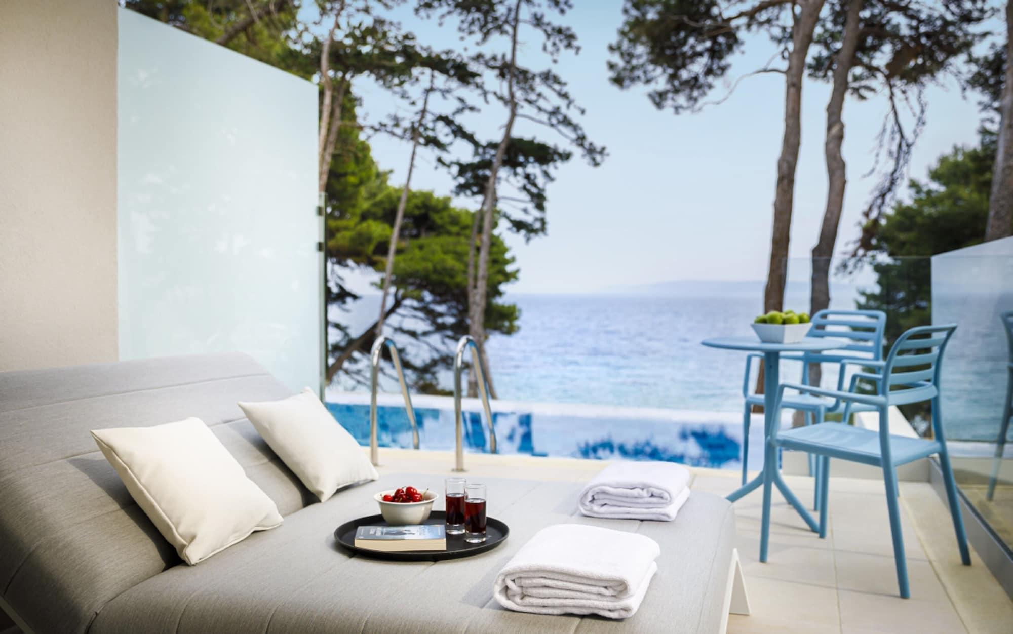 Valamar Carolina Hotel & Villas Kampor Exterior photo