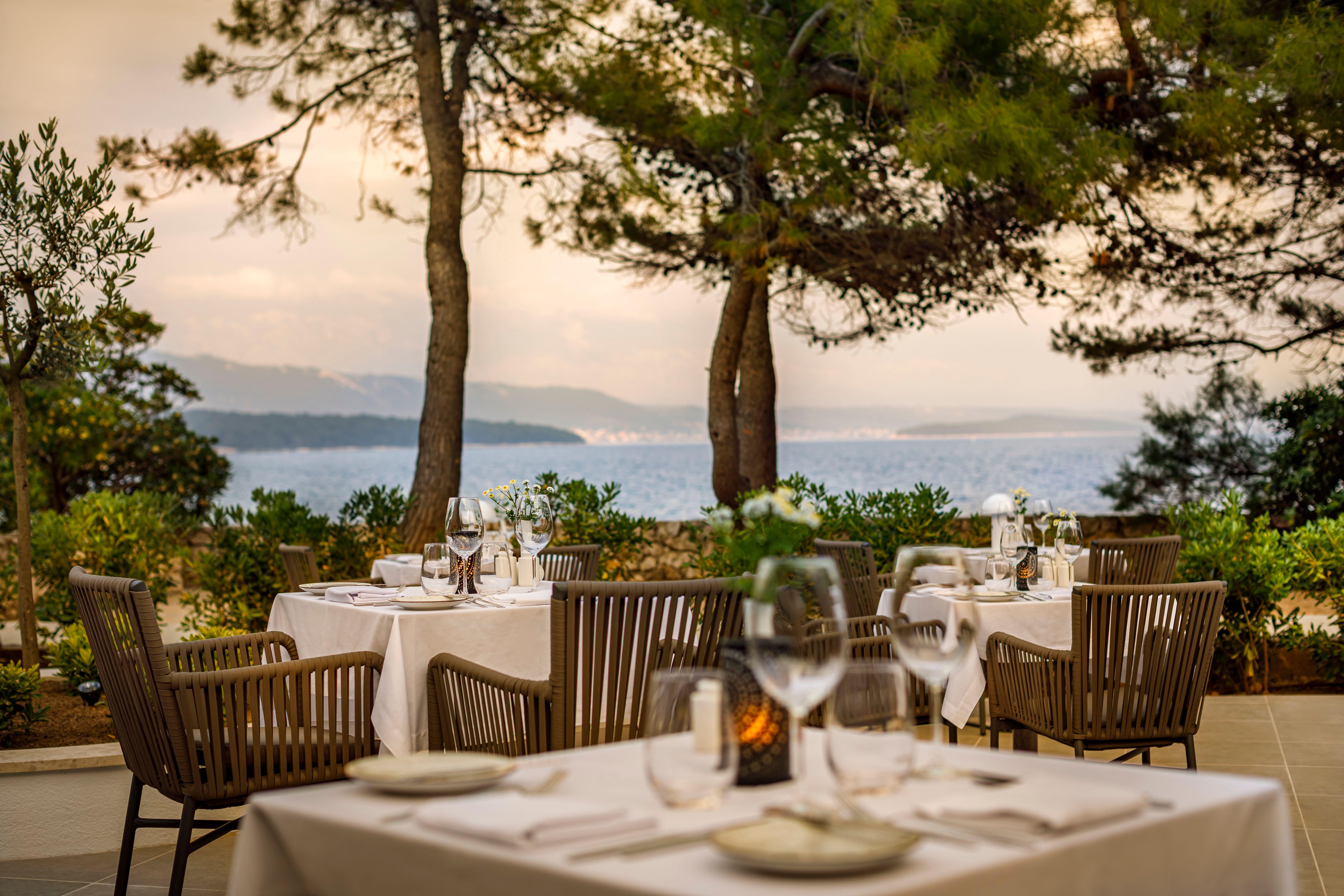 Valamar Carolina Hotel & Villas Kampor Exterior photo