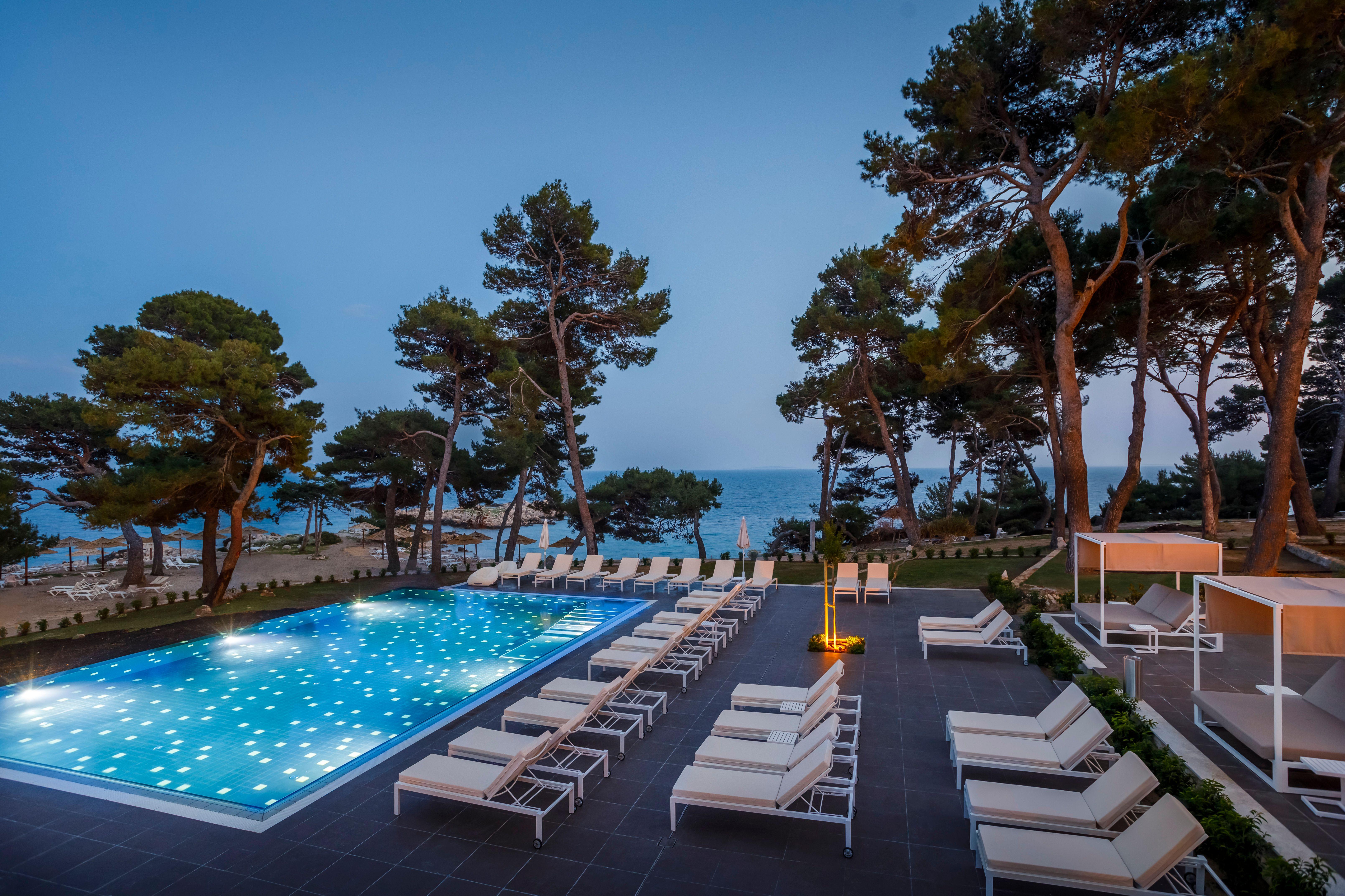 Valamar Carolina Hotel & Villas Kampor Exterior photo