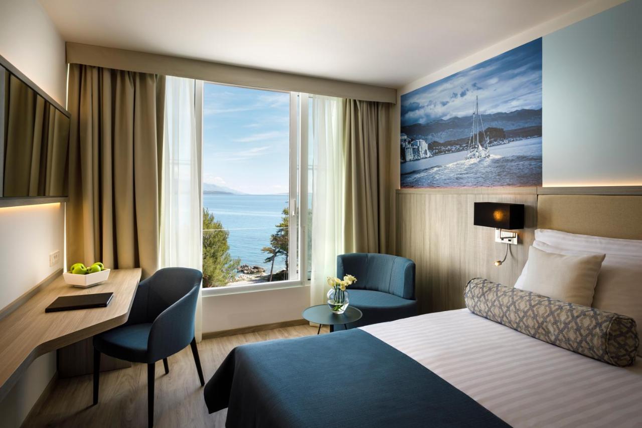 Valamar Carolina Hotel & Villas Kampor Exterior photo