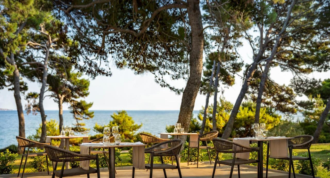 Valamar Carolina Hotel & Villas Kampor Exterior photo